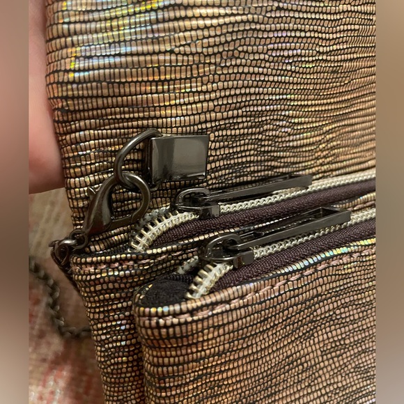 Iridescent Clutch 💖 - Picture 9 of 12